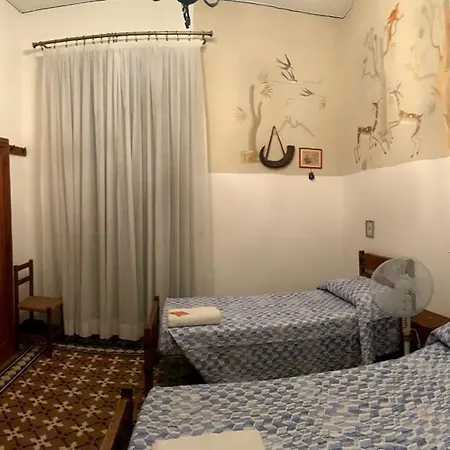 Iole 伊格莱西亚斯